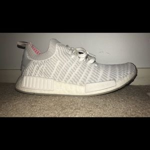 Adidas NMD——NMD_R1 STLT PK